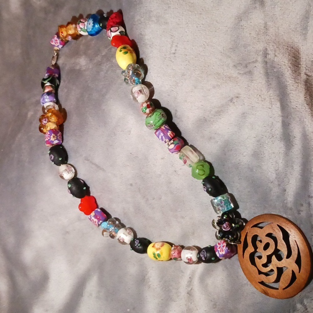 Flowe necklace